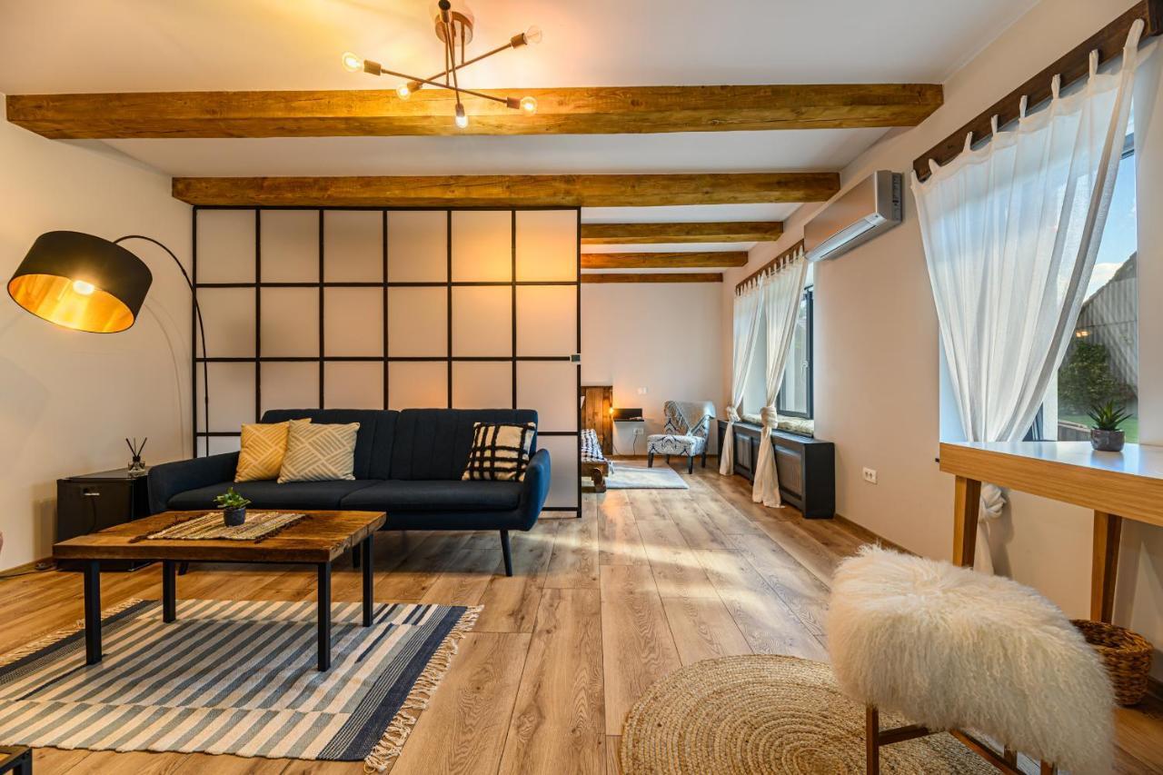 The Good House - Harman Bed and Breakfast Exteriör bild