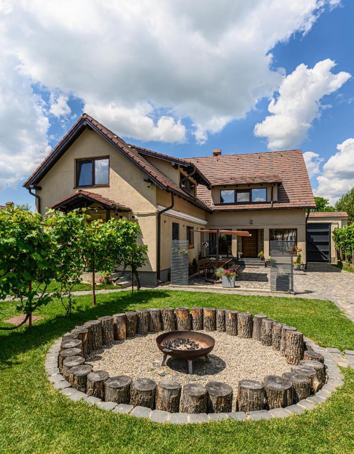 The Good House - Harman Bed and Breakfast Exteriör bild